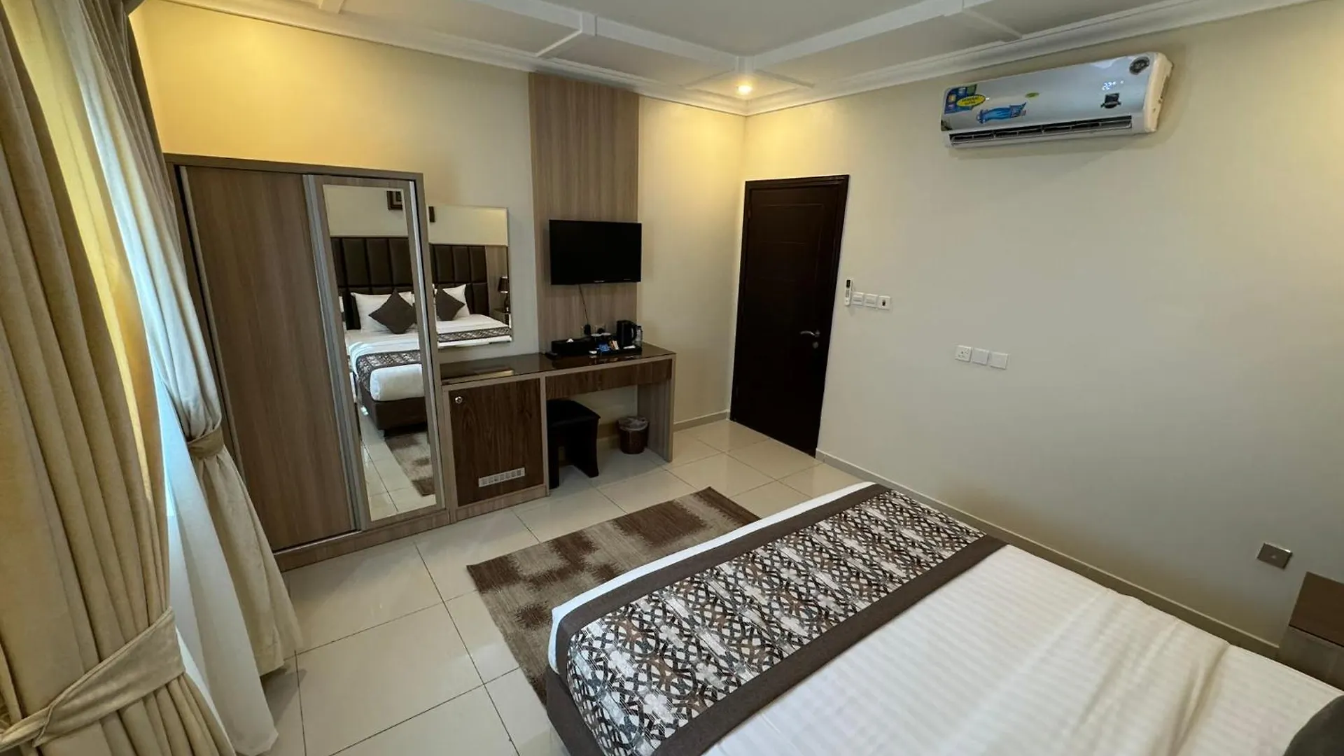 Primotel Suites As Salamah Jiddah Hotel